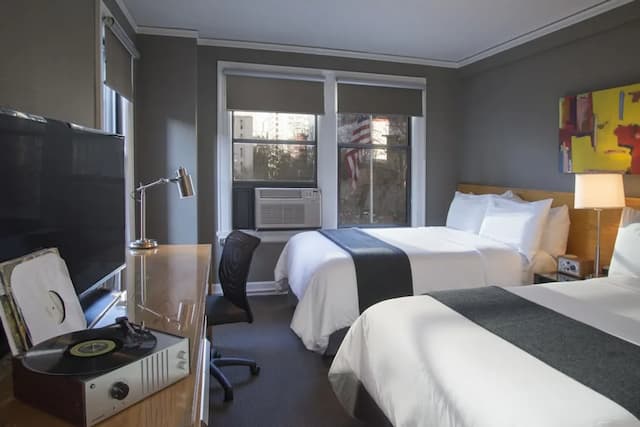 馬克斯飯店-標準客房, 2 張標準雙人床, 無障礙 (Accessible Modern Two Doubles)-1