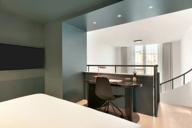 威廉斯堡 - 布魯克林英迪格飯店 - IHG 旗下飯店-樓中樓客房, 1 張特大雙人床, 無障礙 (Communications)-2