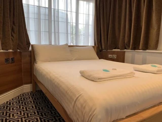 Twickenham Guest House-Double Room-2