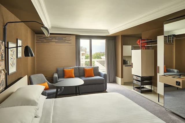 London Marriott Hotel Regents Park-Superior Room, 1 King Bed with Sofa bed, Balcony-3