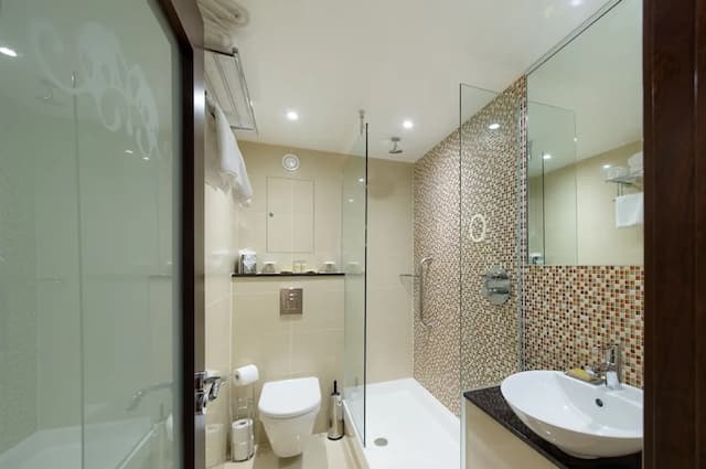 Doubletree by Hilton London Marble Arch-一张对床不可吸烟-4