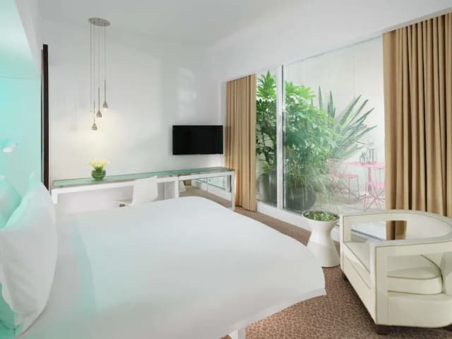 St Martins Lane London, a Morgans Originals hotel-Deluxe Garden Room-3