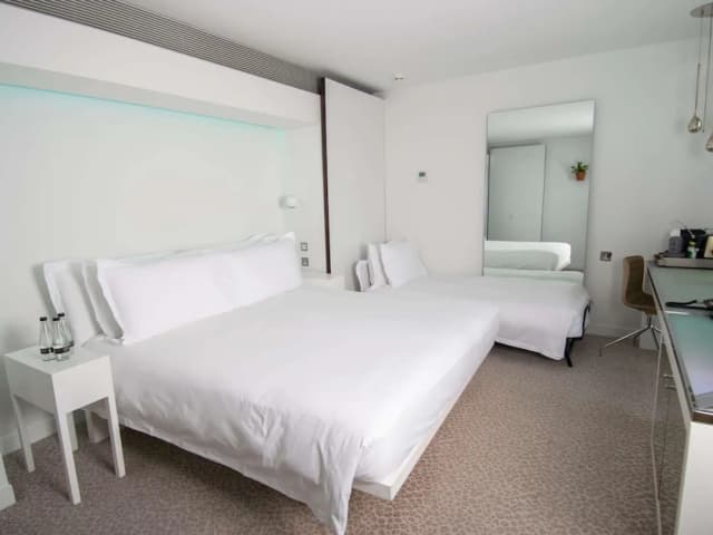 St Martins Lane London, a Morgans Originals hotel-Deluxe Room, 1 King Bed-5