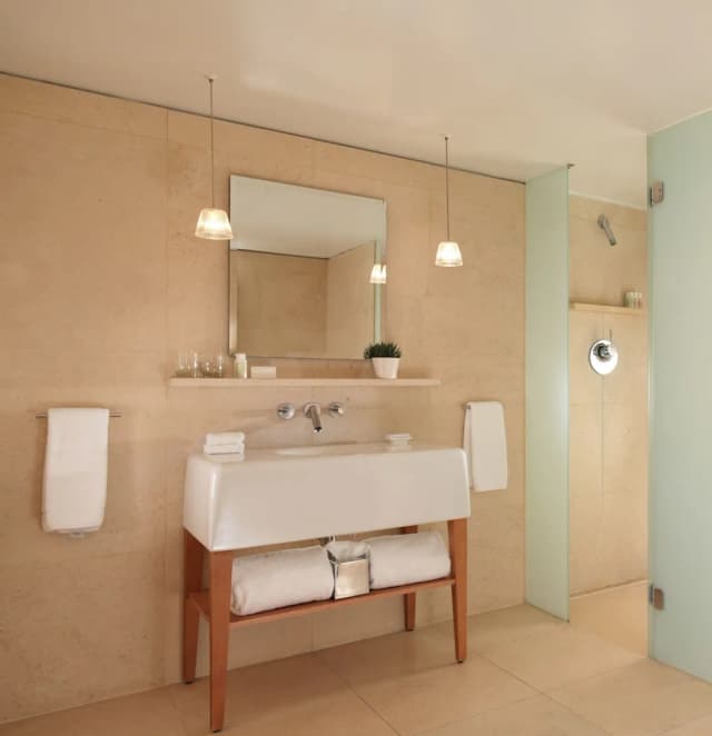 St Martins Lane London, a Morgans Originals hotel-Deluxe Room, 1 King Bed-3