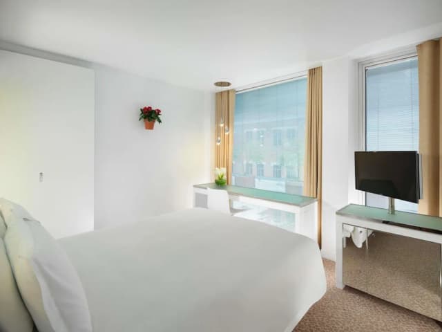 St Martins Lane London, a Morgans Originals hotel-Standard Room, 1 Queen Bed-3