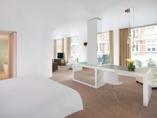 St Martins Lane London, a Morgans Originals hotel-Corner King Suite-1