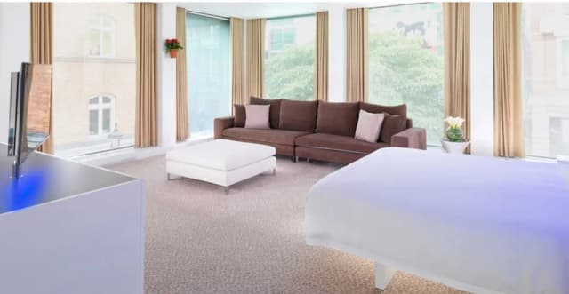 St Martins Lane London, a Morgans Originals hotel-Corner King Suite-2