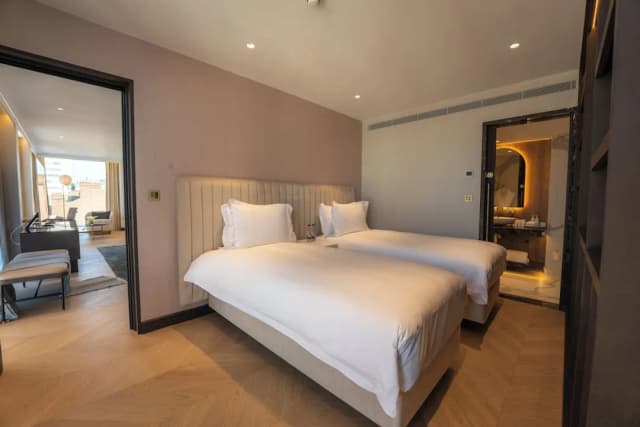 St Martins Lane London, a Morgans Originals hotel-Penthouse (London Eye View)-3