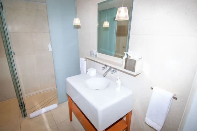 St Martins Lane London, a Morgans Originals hotel-Standard Room, 1 Double Bed, Accessible-2
