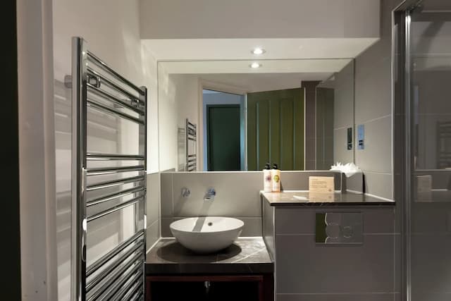 ザ ローズ & クラウン ウィンブルドン-ダブルルーム-8