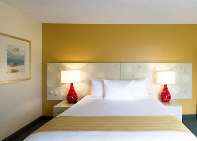 威基基椰子酒店-標準客房, 1 張特大雙人床, 山景-2