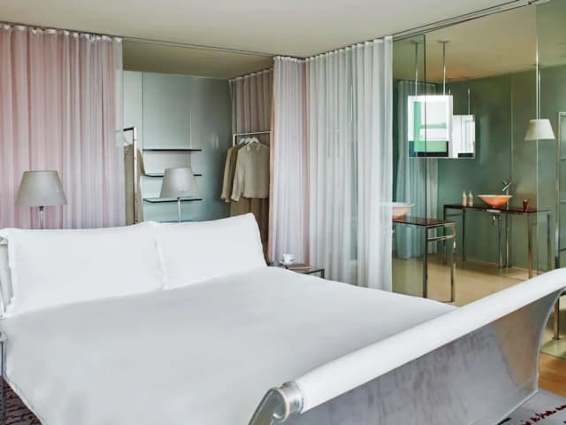 Sanderson London, a Morgans Originals hotel-Penthouse, 2 Double Beds-1