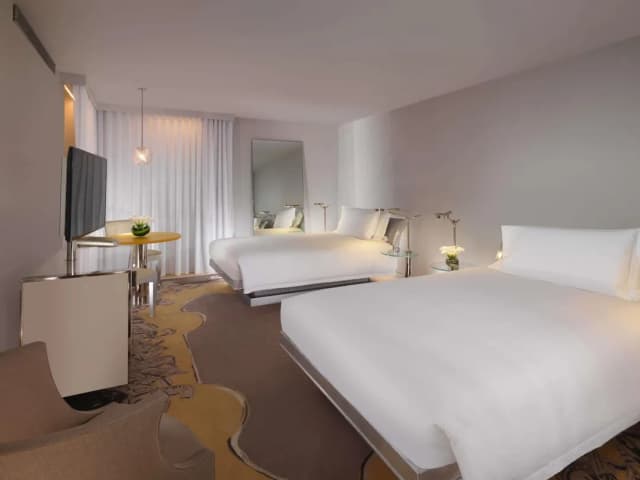 Sanderson London, a Morgans Originals hotel-Superior Room, 2 Double Beds-3