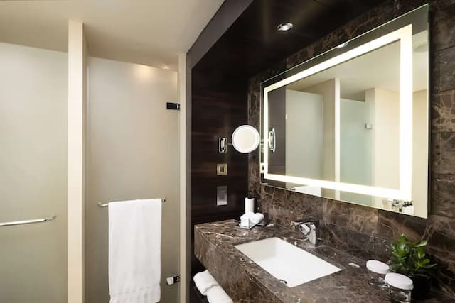 Conrad London St. James-Junior Suite-6