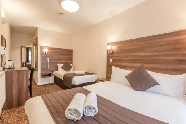 프린스 리젠트 호텔 엑셀 런던-스탠다드 트리플룸-7