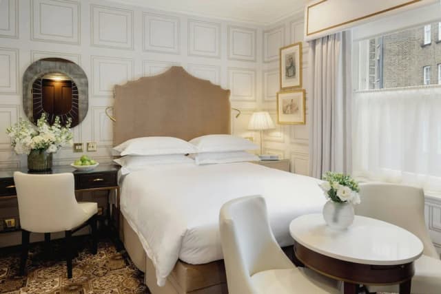 에거튼 하우스 호텔-클래식 더블룸-13