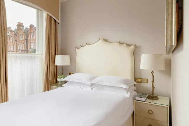 에거튼 하우스 호텔-클래식 더블룸-4