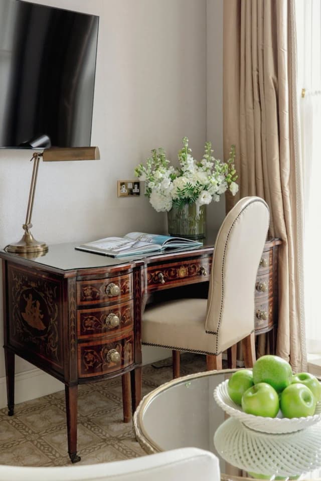 에거튼 하우스 호텔-클래식 더블룸-7