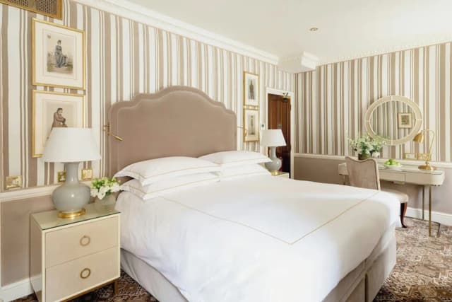 에거튼 하우스 호텔-디럭스룸 (King/Twin)-14