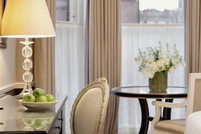 에거튼 하우스 호텔-디럭스룸 (King/Twin)-12