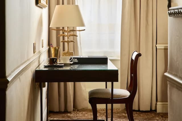 艾格頓酒店-套房 (5) Victoria and Albert)-13