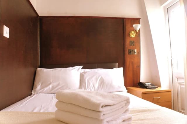 플라자 런던 호텔-더블룸, 앙스위트-10