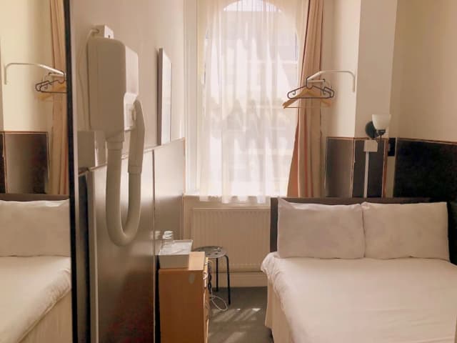 플라자 런던 호텔-더블룸, 앙스위트-15