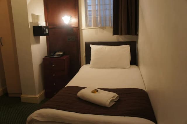 플라자 런던 호텔-싱글룸, 앙스위트-3