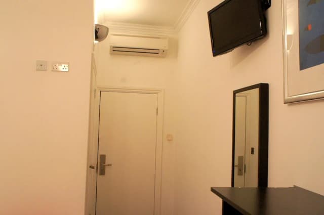 플라자 런던 호텔-슈피리어 스위트-2