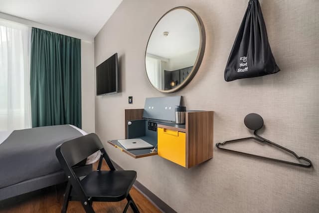 倫敦利物浦街 A 點飯店-雙床房-8