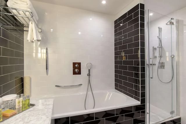 ヒルトン ロンドン ウェンブリー-スイート 1 ベッドルーム-11