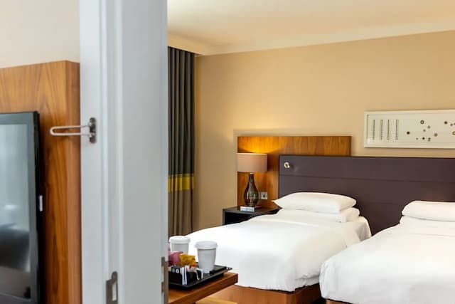 ヒルトン ロンドン ウェンブリー-Family Room, 2 King Bed-5
