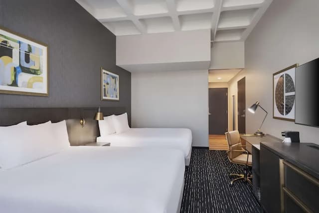 Hyatt Place LAX/Century Blvd-Room, 2 Queen Beds, Accessible, Bathtub-4
