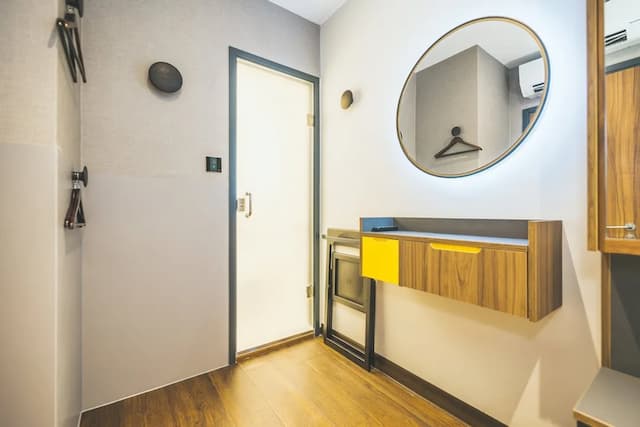 Point A Hotel - Paddington-Double Room, No Windows-6