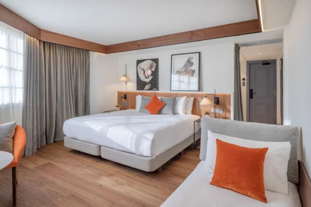 Melia White House Hotel-Premium Room (The Level, Executive Lounge Access)-7