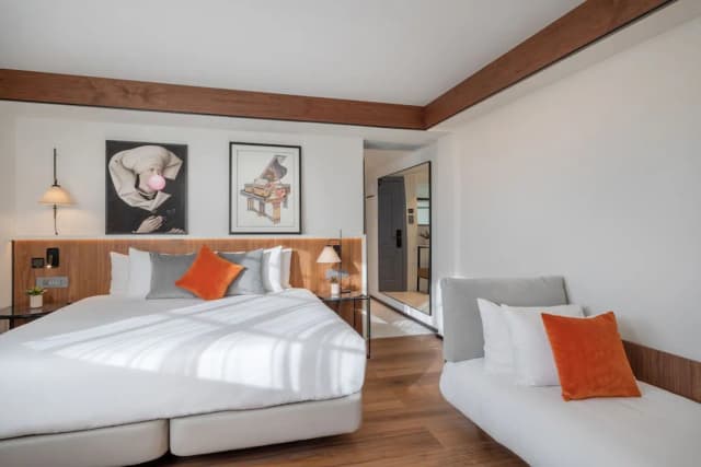 Melia White House Hotel-Premium Room (The Level Executive Lounge Access 2+1)-1