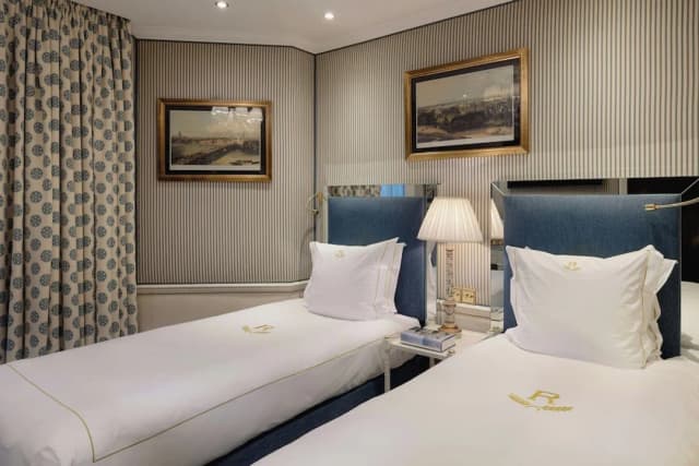 皇宮魯本斯飯店-高級雙床房-1