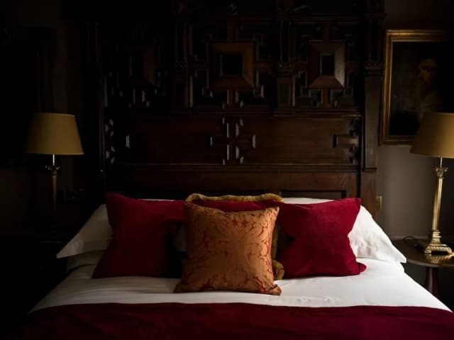 洛基飯店-高級雙人房-10