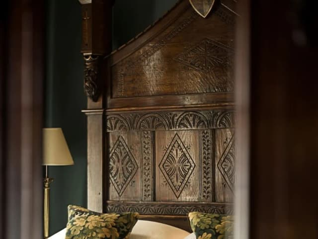 洛基飯店-高級雙人房-9