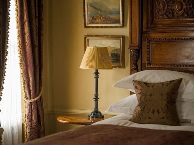 洛基飯店-高級雙人房-6