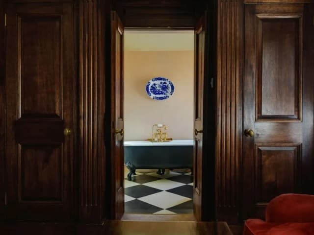 洛基飯店-高級雙人房-12