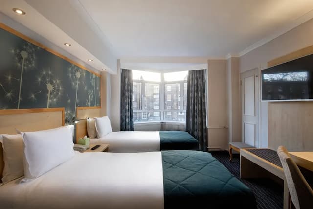 Bedford Hotel-雙床房, 花園景-4