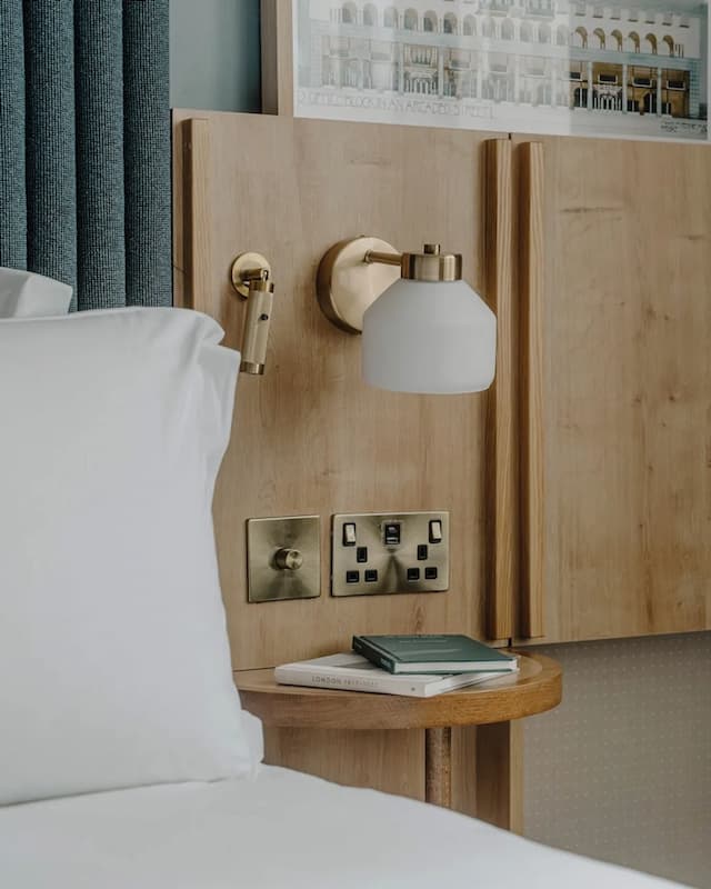 Club Quarters Hotel, St. Paul's-Club Room-7