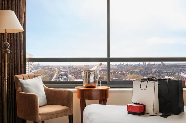 千禧國際倫敦騎士橋飯店-高級雙床房-8