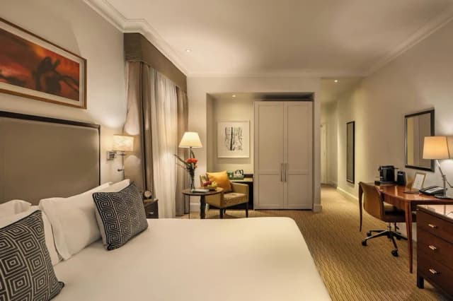 St. James' Court, A Taj Hotel, London-行政客房, 1 张特大床-3