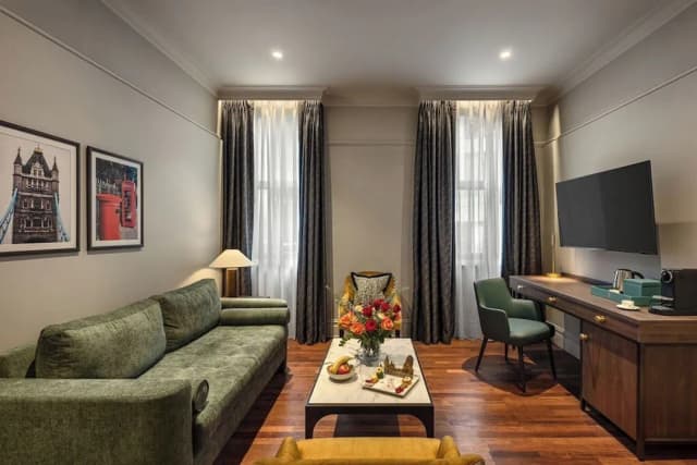 St. James' Court, A Taj Hotel, London-高级套房, 1 张特大床-1