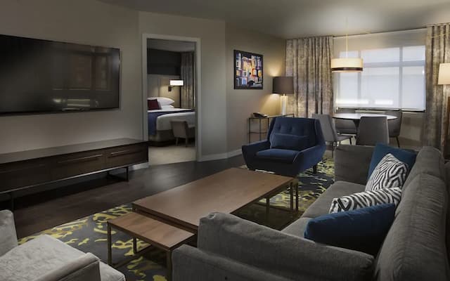 派拉蒙酒店-頂層客房-1