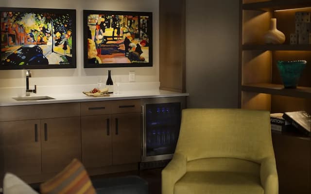 派拉蒙酒店-頂層客房, 城市景-3