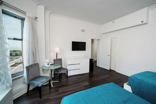 Congress Plaza Hotel-家庭套房-5