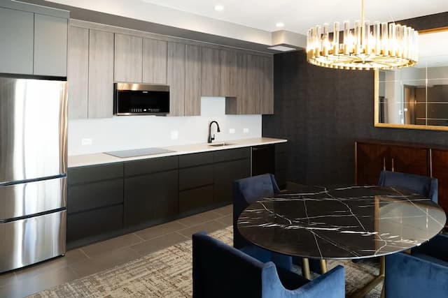 SpringHill Suites by Marriott Chicago Chinatown = 芝加哥中國城萬豪春丘套房飯店-套房, 1 張特大雙人床和 1 張沙發床-5